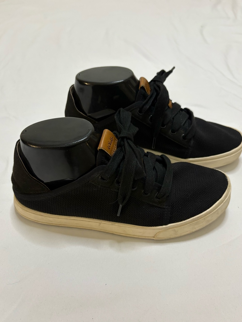 Olukai Pehuea Li Black Sneakers Women’s Size 7.5 Comfort Walking Shoes